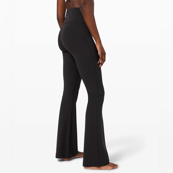 E - Lululemon Groove Pant Flare Super High-Rise *Nulu
Black - Picture 1 of 6